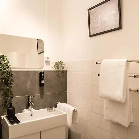 Apartment Industrial Loft In Mitte *