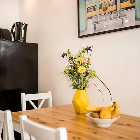 Industrial Loft In Mitte Apartment *